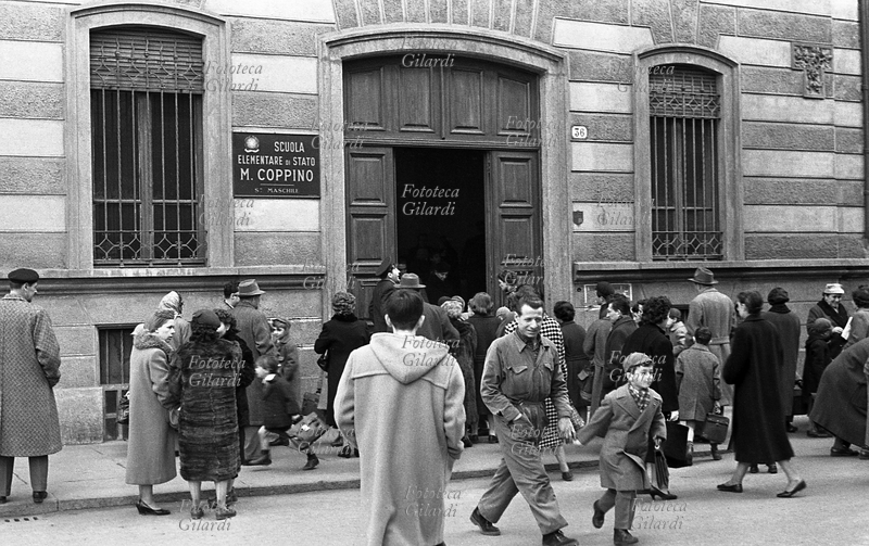 SCUOLA Primo giorno di lezione dell\