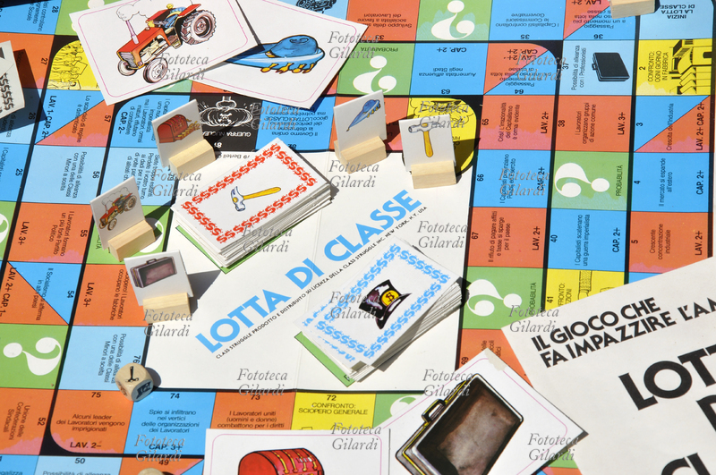 LOTTA DI CLASSE - il gioco che fa impazzire l\