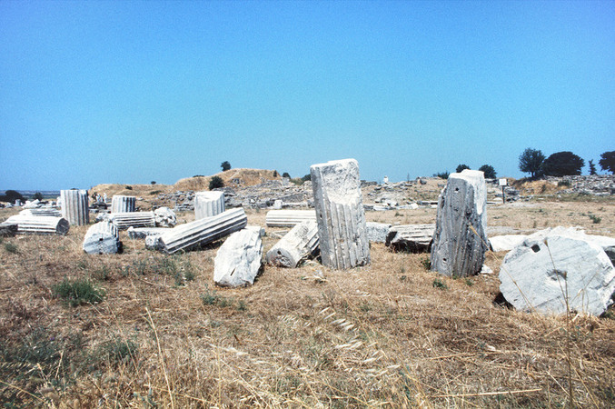 SITO ARCHEOLOGICO DI TROIA SITO ARCHEOLOGICO DI TROIA