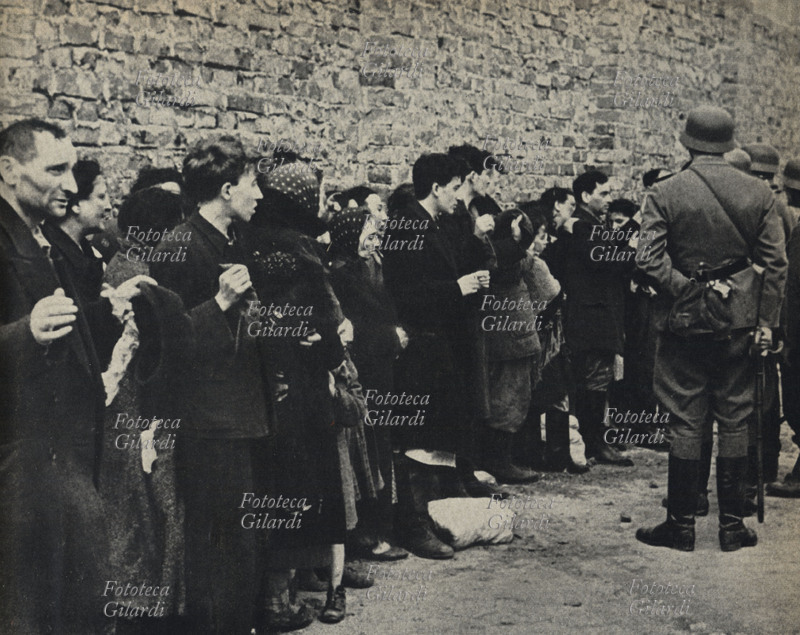 GHETTO DI VARSAVIA Civili catturati dai nazisti durante l\