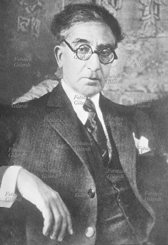 Constantin P. CAVAFIS (1863-1933) poeta, nato ad Alessandria d\