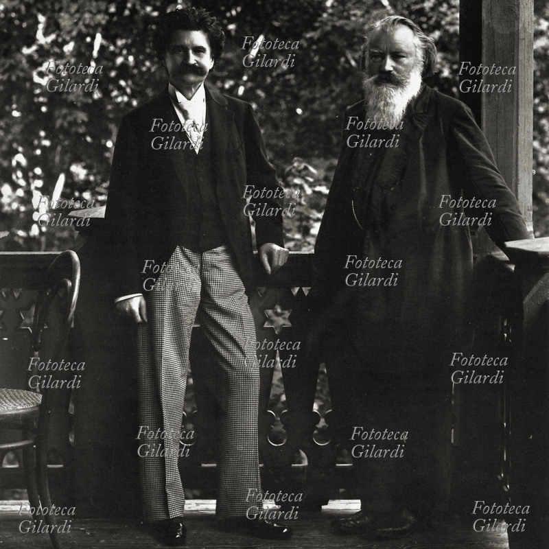 Johannes BRAHMS (1833-1897) insieme a Johann STRAUSS jr. fotografia, Vienna 1885 circa.