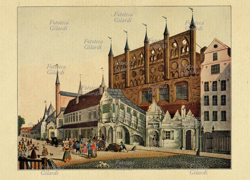 LUBECCA scena di vita quotidiana nella piazza del Municipio. La città, con il suo porto sul mar Baltico, fu uno dei centri primari della Lega Anseatica (XIV-XVII secolo). Litografia acquarellata di anonimo, fine del XVIII secolo