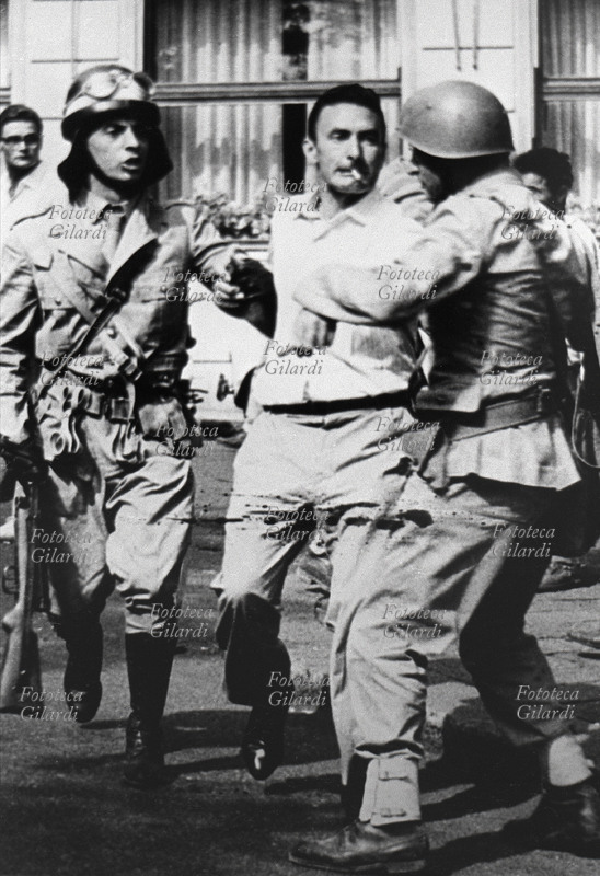 GENOVA Scontri tra manifestanti e forze dell\