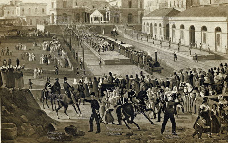 TRASPORTI Partenza del treno inaugurale della ferrovia Napoli-Portici. Stampa da dettaglio di dipinto di Salvatore Fergola, 1840 ca.