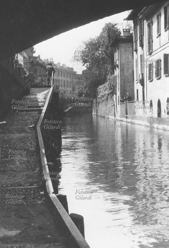 MILANO Via san Damiano, veduta fotografica della scalinata che scende al naviglio. Fotografia, Italia, 1910