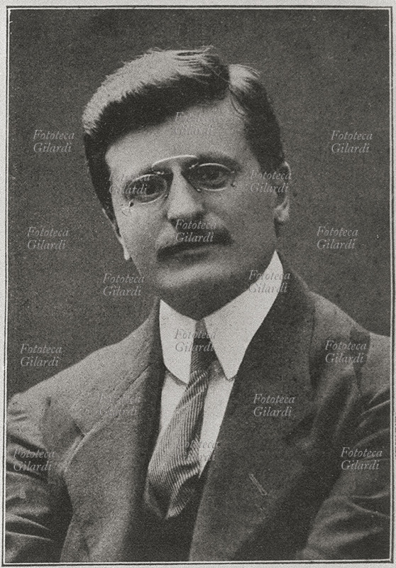 Arturo LABRIOLA (1873-1959) politico ed economista italiano socialista, Ministro del Governo Giolitti, ritratto fotografico, Italia 1919.