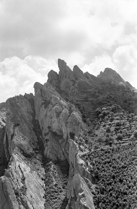 CASTELMEZZANO LA CORONA DI ROCCE ARENARIE CASTELMEZZANO LA CORONA DI ROCCE ARENARIE