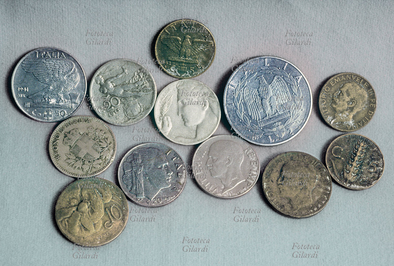 MONETE Assortimento di monete del Regno d\