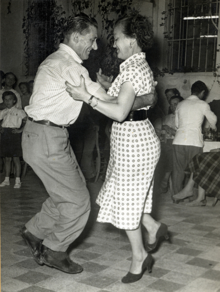 COPPIA DI ALLEGRI BALLERINI