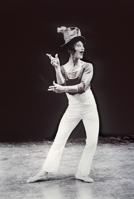 IL MIMO MARCEL MARCEAU DURANTE UNO SPETTACOLO IL MIMO MARCEL MARCEAU DURANTE UNO SPETTACOLO