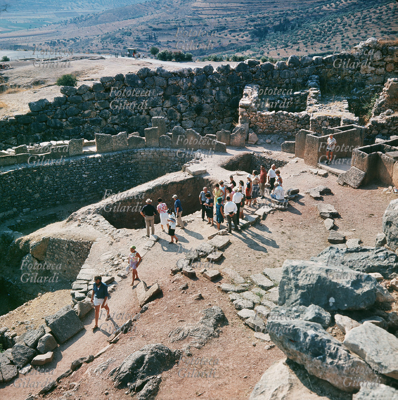 ANTICA GRECIA sito archeologico di Micene: acropoli, le tombe dei Re. Veduta fotografica, 1980 circa
