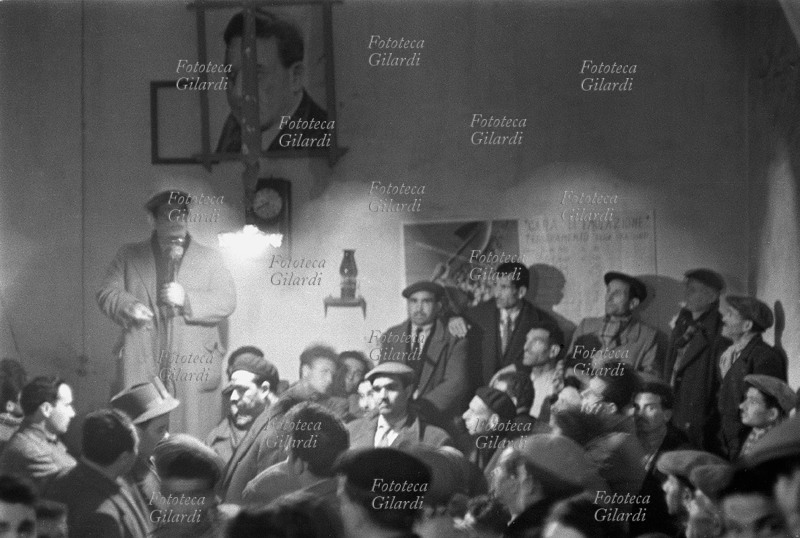 LOTTE CONTADINE riunione dei braccianti dopo i fatti che portarono all\