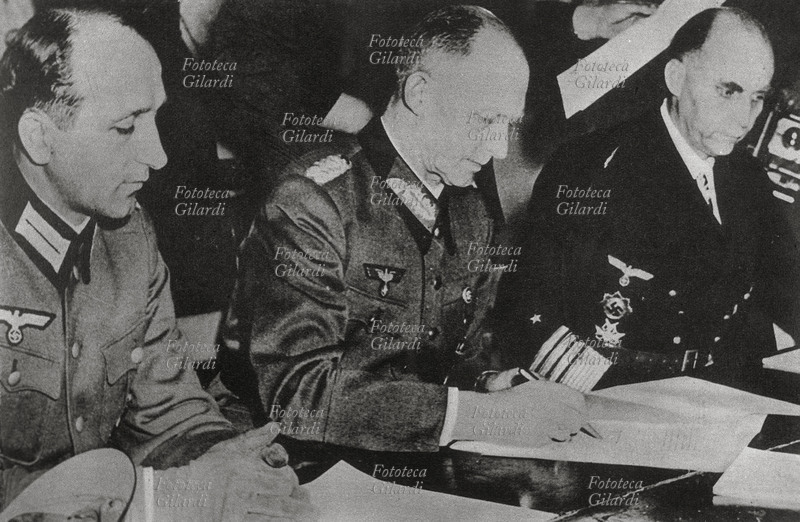 II GUERRA MONDIALE il Generale Alfred Jodl (10 maggio 1890 – 16 ottobre 1946), Capo di stato maggiore dell\