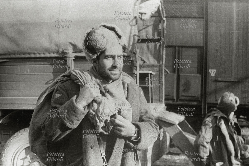 Giulio BEDESCHI (31 gennaio 1915 – 27 dicembre 1990), militare, medico e scrittore italiano; alpino, medico in Russia nel 1943, prima della disastrosa ritirata che descrisse nel suo libro \