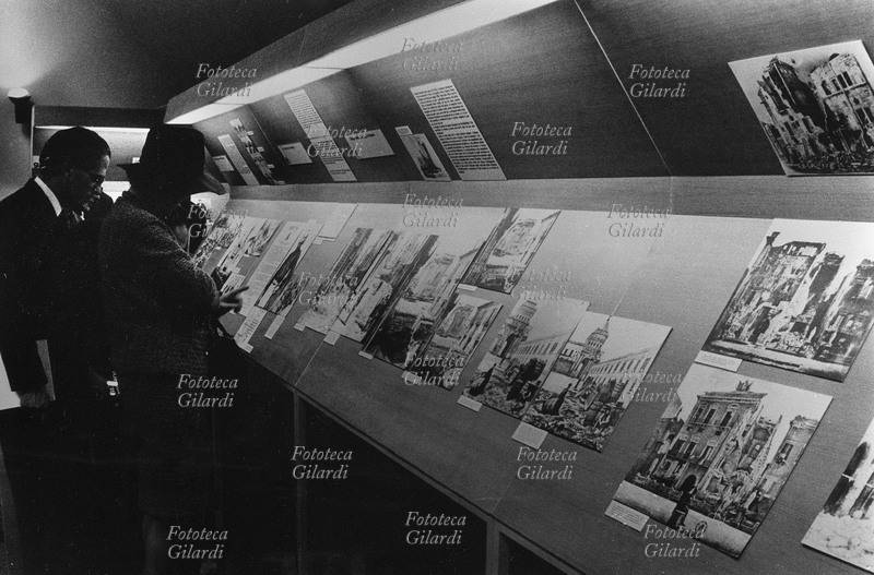 STORIA DELLA FOTOGRAFIA Visitatori all\