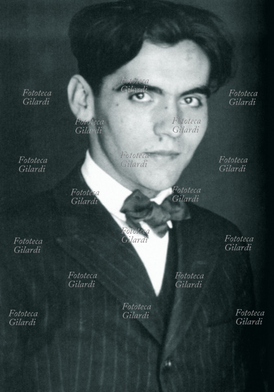 Federico GARCÍA LORCA (5 giugno 1898 – 19 agosto 1936) poeta, drammaturgo e regista teatrale spagnolo, ritratto fotografico giovanile. Spagna, XX secolo.