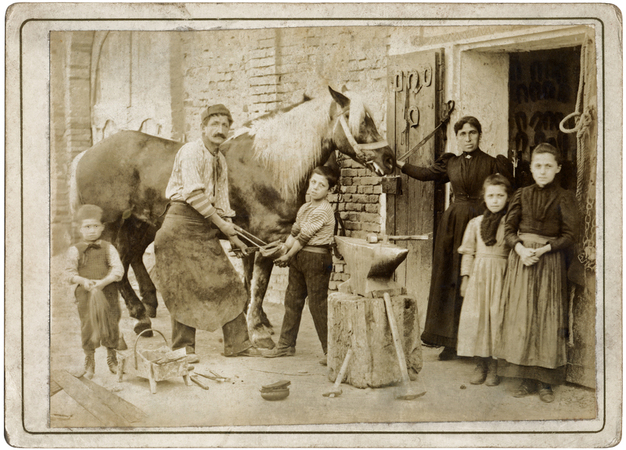 BOTTEGA E FAMIGLIA DEL MANISCALCO