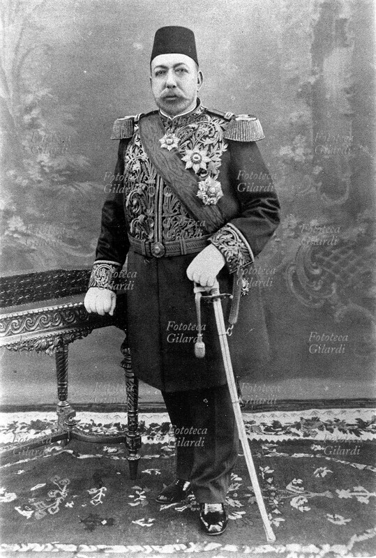 MEHMED RESHAD V portrait to entire figure of the Turkish sultano, june 1911