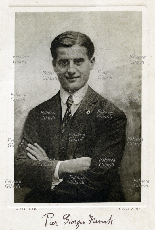 Pier Giorgio FRASSATI (1901-1925) studente italiano, terziario domenicano, membro della Fuci e di Azione Cattolica; appartenente ad una famiglia molto agiata, ancora studente si dedicò con grande impegno e costanza all\