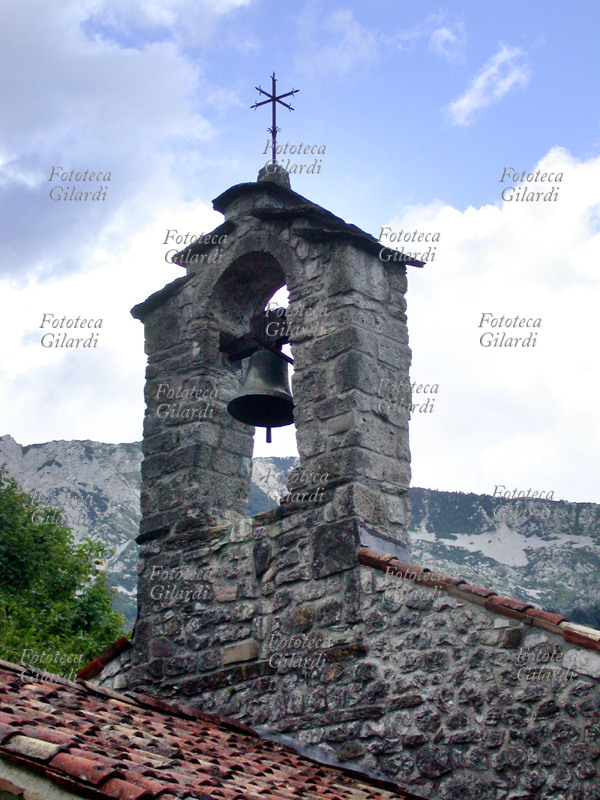 TEMPLARI Chiesetta di San Nicolò, romitorio dei cavalieri templari degli Alzeri. Piano d\