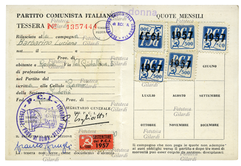PCI La tessera del Partito Comunista Italiano del 1957: interno della tessera "Sostenitore del P.C.I." N° 1357444 appartenuta a Luciana Barbarino, con timbro a firma del segretario Palmiro Togliatti. Sulla destra il timbro "donna" accanto al casellario per l\