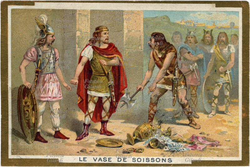 VASE SOISSONS episode of barbaric wars in France: among the goods looted by soldiers of the Frankish King Clovis I (466-511) in a church during the Battle of Soissons of 486, was a precious vase is particularly dear to the clergy. The bishop of Reims asked the king to give back at least winning the pot for the Church. The king accepted the request, provided that he had personally obtained in the division of the spoils of war, but one of its soldiers was opposed to his claim, and broke the vase with his ax. Clovis I killed some time after the soldier with his own weapon. Despite the outcome of the episode, the defeat of the last bastion of the Roman Empire and the overture King franc against the Catholic Bishop, laid the foundations for a new alliance between the two powers, which converisone and culminated with the baptism of the Merovingian kings. French figurine, circa 1900 cromolitografia