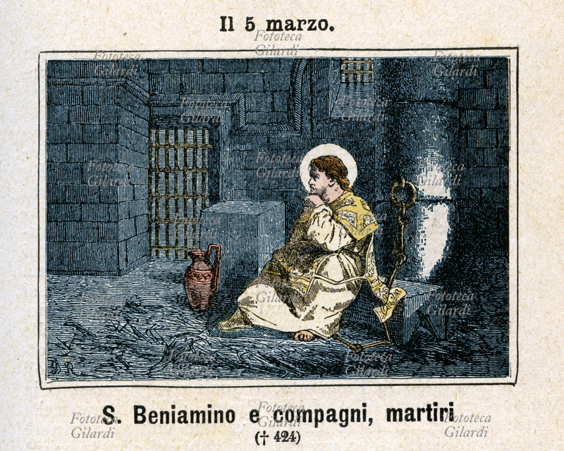 San BENIAMINO (? - 424), diacono di Ergol e martire, subì sotto il regno di Vararane V in Persia il supplizio dei bastoncini acuminati infilati sotto le unghie e negli orifizi del corpo per essersi rifiutato, con altri compagni di fede, di ricostruire un tempio dedicato al culto del fuoco, incendiato da alcuni cristiani poco tolleranti. Commemorato anticamenete il 5, oggi si ricorda il 31 marzo. Incisione colorata, Italia 1886
