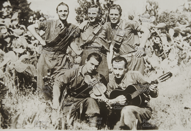 SECONDA GUERRA MONDIALE Gruppo di cinque militari italiani originari della zona dell\