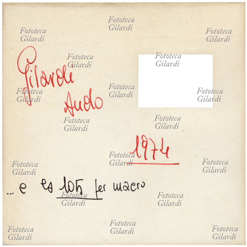 SCHEDA FOTOTECA STORICA compilata a mano dal suo fondatore Ando Gilardi (1921-1912) nel 1974