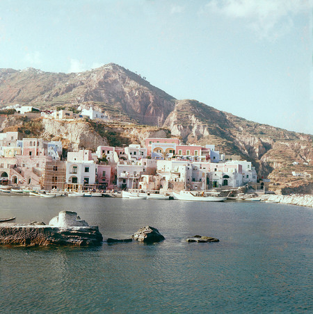 ISCHIA VEDUTA DAL MARE 1960 CIRCA ISCHIA VEDUTA DAL MARE 1960 CIRCA