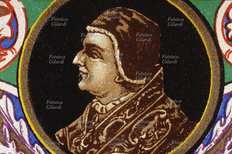 PAPA PIO III (1439-1503), al secolo Francesco Todeschini Piccolomini, eletto nel 1503, morto nel 1503. Governò la Chiesa per 26 giorni. Ritratto in profilo, dettaglio da una cartolina cromolitografica della \