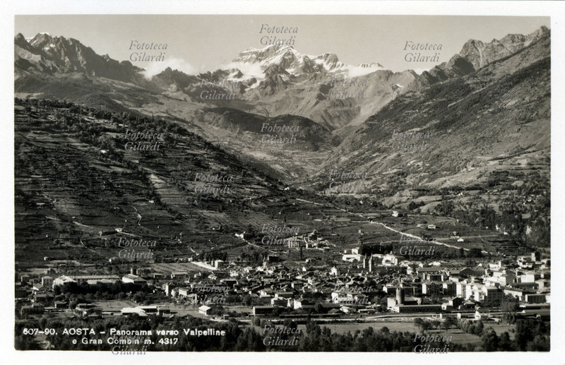 AOSTA Panorama verso Valpelline e Gran Combin m. 4317. Cartolina postale, 1930 circa.