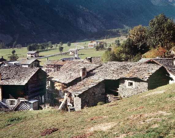 VEDUTA DI GRANGE IN AYAS VEDUTA DI GRANGE IN AYAS