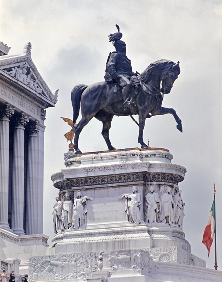 STATUA EQUESTRE VITTORIO EMANUELE II STATUA EQUESTRE VITTORIO EMANUELE II