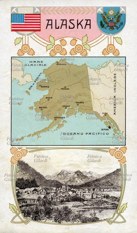 CARTOGRAFIA "Alaska". Bandiera, stemma, cartografia e veduta di Sitca. Tavola cromolitografica da atlante illustrato promozionale Fernet Branca. Milano, primi anni del 1900