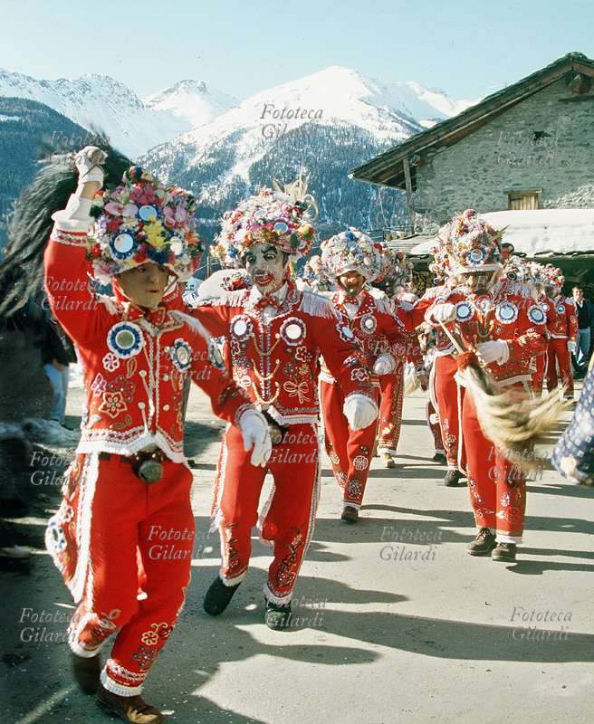 CARNEVALE sfilata delle \