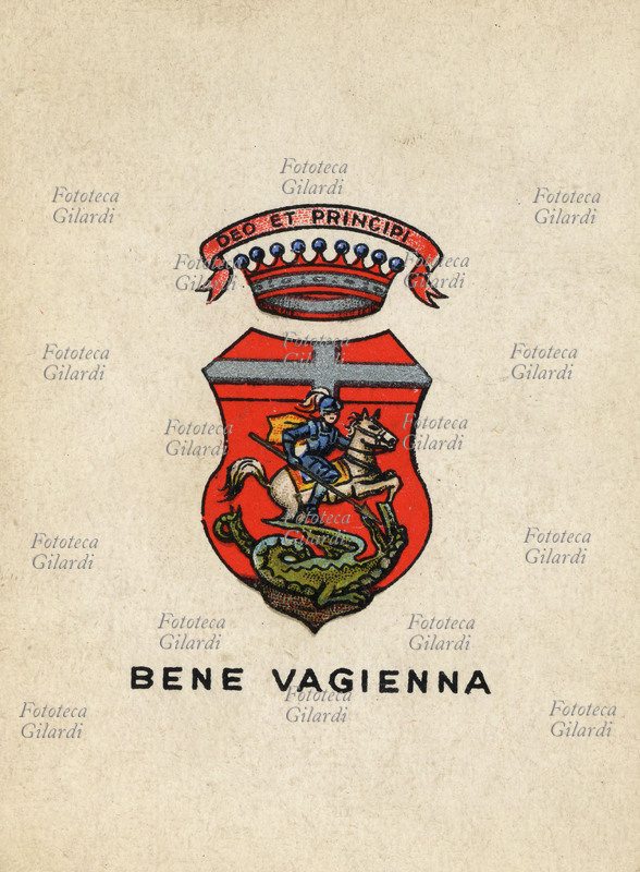 BENE VAGIENNA (Cuneo) Località del circondario di Mondovì, a 33 Km a nord-est dal capoluogo, sulle colline tra il Tanaro e la Stura di Demonte. Scudo di rosso, al San Giorgio loricato d\