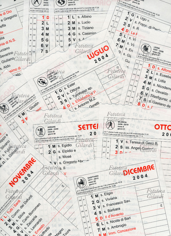 CALENDARIO fogli di alcuni mesi del calendario 2004, anno bisestile.