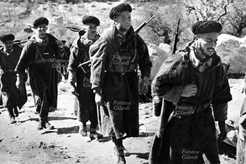 SECONDA GUERRA MONDIALE truppe alleate marocchine facenti parte della V armata, dipendenti dal comando del maresciallo francese Juin, Italia del Sud 1944