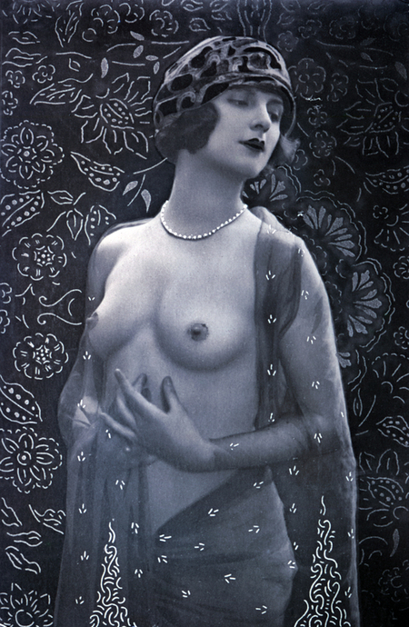 EROTISMO NUDO FEMMINILE EROTISMO NUDO FEMMINILE