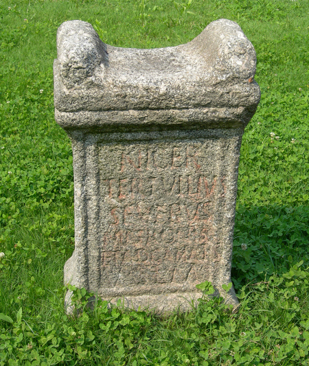 ARA VOTIVA DI EPOCA ROMANA ARA VOTIVA DI EPOCA ROMANA