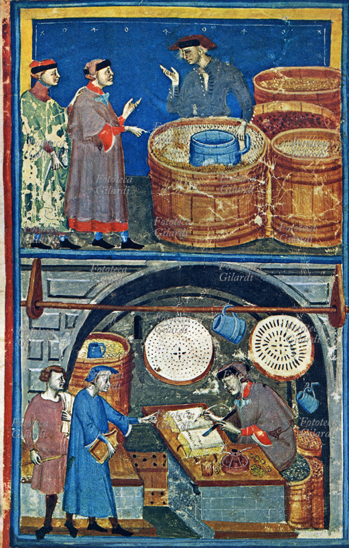 COMMERCIO medioevo. Sopra un mercante contratta con due clienti e sotto uno trascrive il prezzo del grano su registri di magazzino. Miniatura tratta dal trattato \