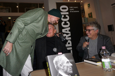 Roma 01.12.2022 Zeman e Di Caro Presentazione libro presso Libraccio G.Leanza ph