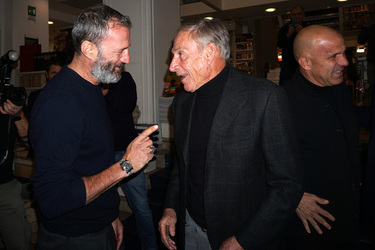 Roma 01.12.2022 Zeman e Di Caro Presentazione libro presso Libraccio G.Leanza ph