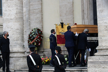 05.11.2020 Roma saluta Gigi Proietti G.Leanza ph