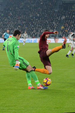 17.12.2016 Juventus vs Roma 1 0 Higuain. 28 photos