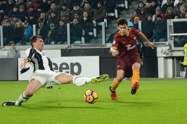 17.12.2016 Juventus vs Roma 1 0 Higuain. 28 photos