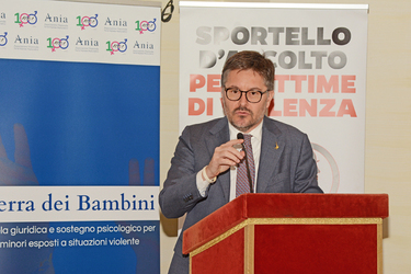 02.12.2024 Roma Presentazione Progetto Terra dei Bambini Sala Istituto S.Maria di Aquiro Senato della Repubblica G.Leanza ph 02.12.2024 Roma Presentazione Progetto Terra dei Bambini Sala Istituto S.Maria di Aquiro Senato della Repubblica G.Leanza ph