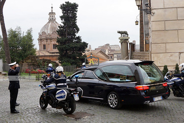 05.11.2020 Roma saluta Gigi Proietti G.Leanza ph